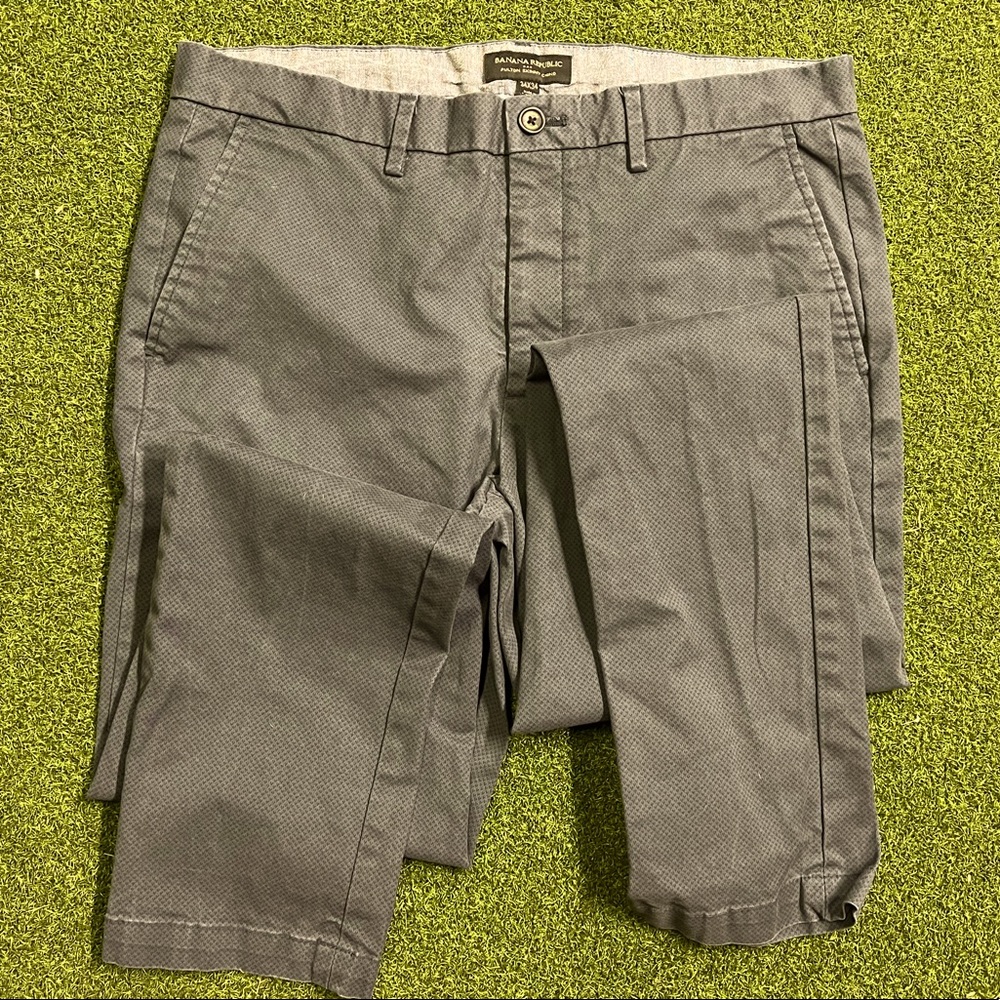 Banana Republic chinos (EUC)